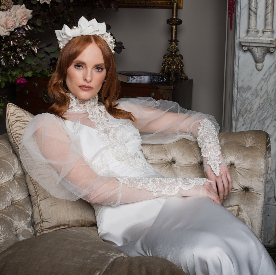Lady Diana Pearl / Velvet Snow - Crown *AVAILABLE NOW*